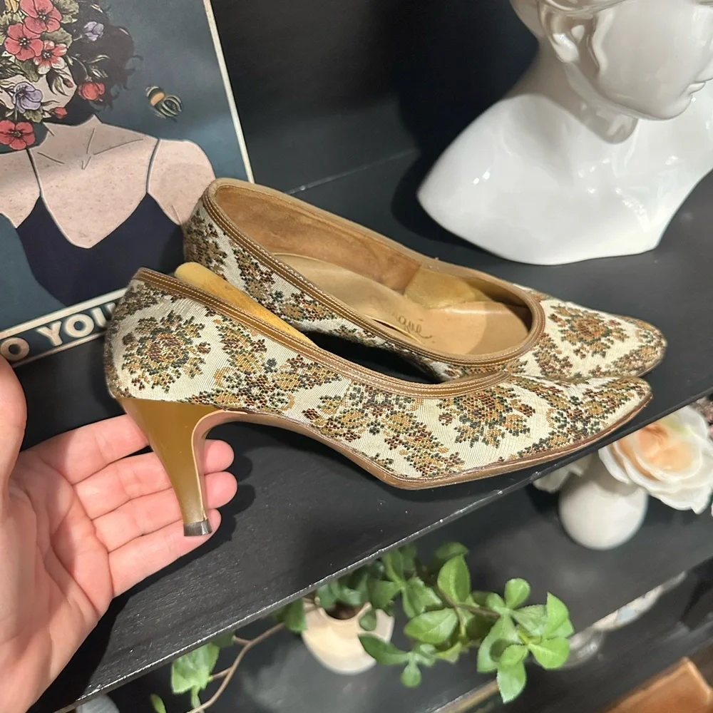 Vintage Handbag & Heel Set – Size 6 – Coordinated & Collectible